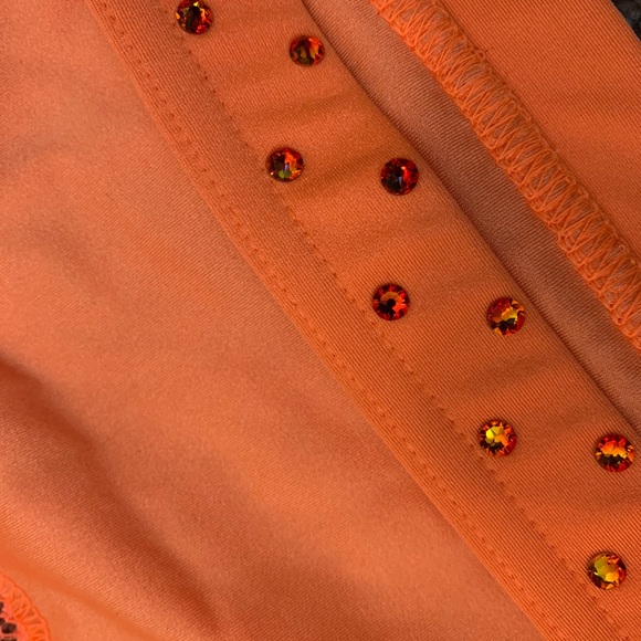 DEATAILS DANCEWEAR SET - Picture 3 of 5